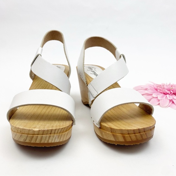 Free People Dune Beach Clog Sandal Leather Wood White Boho Bohemian - Picture 3 of 11